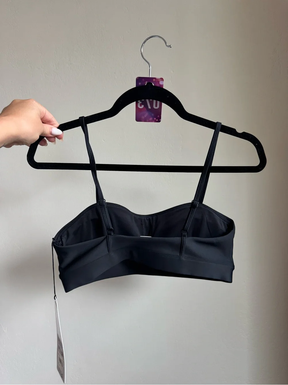 73. ALO Airlift skyglow Black Bralette